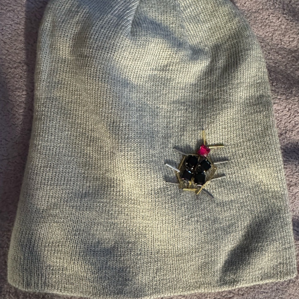 Gray Beanie with Decorative Brooch